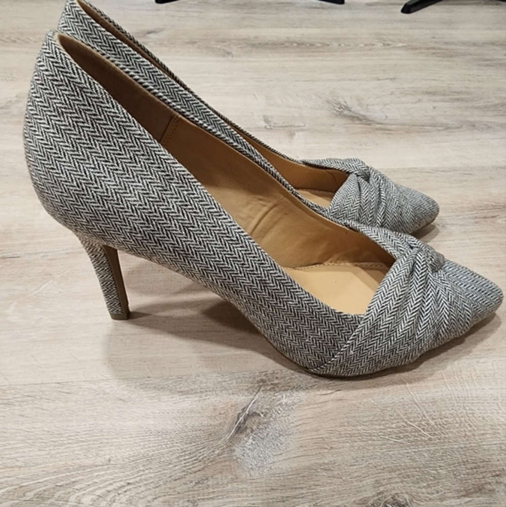 Business casual heels 3 for $50